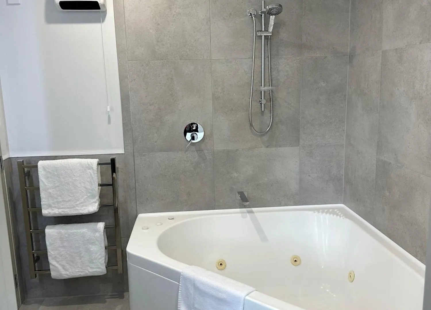 Baycourt Lakefront Motel Tauposee 4*,  Neuseeland