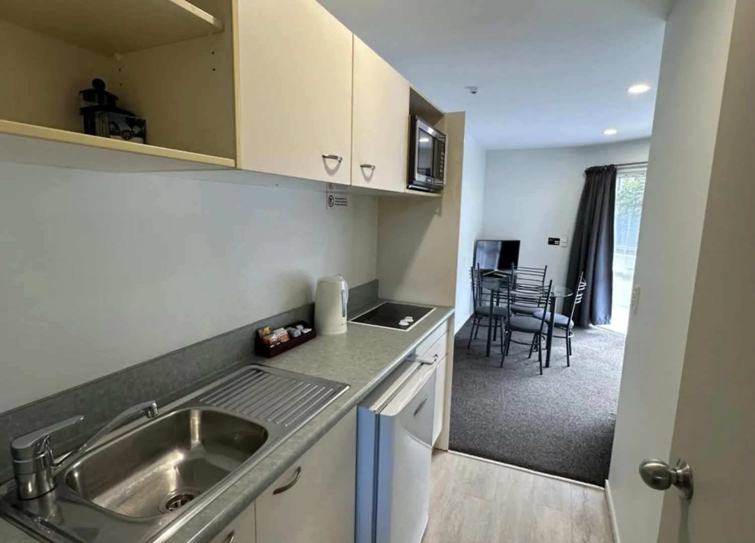 Baycourt Lakefront Motel Taupo
