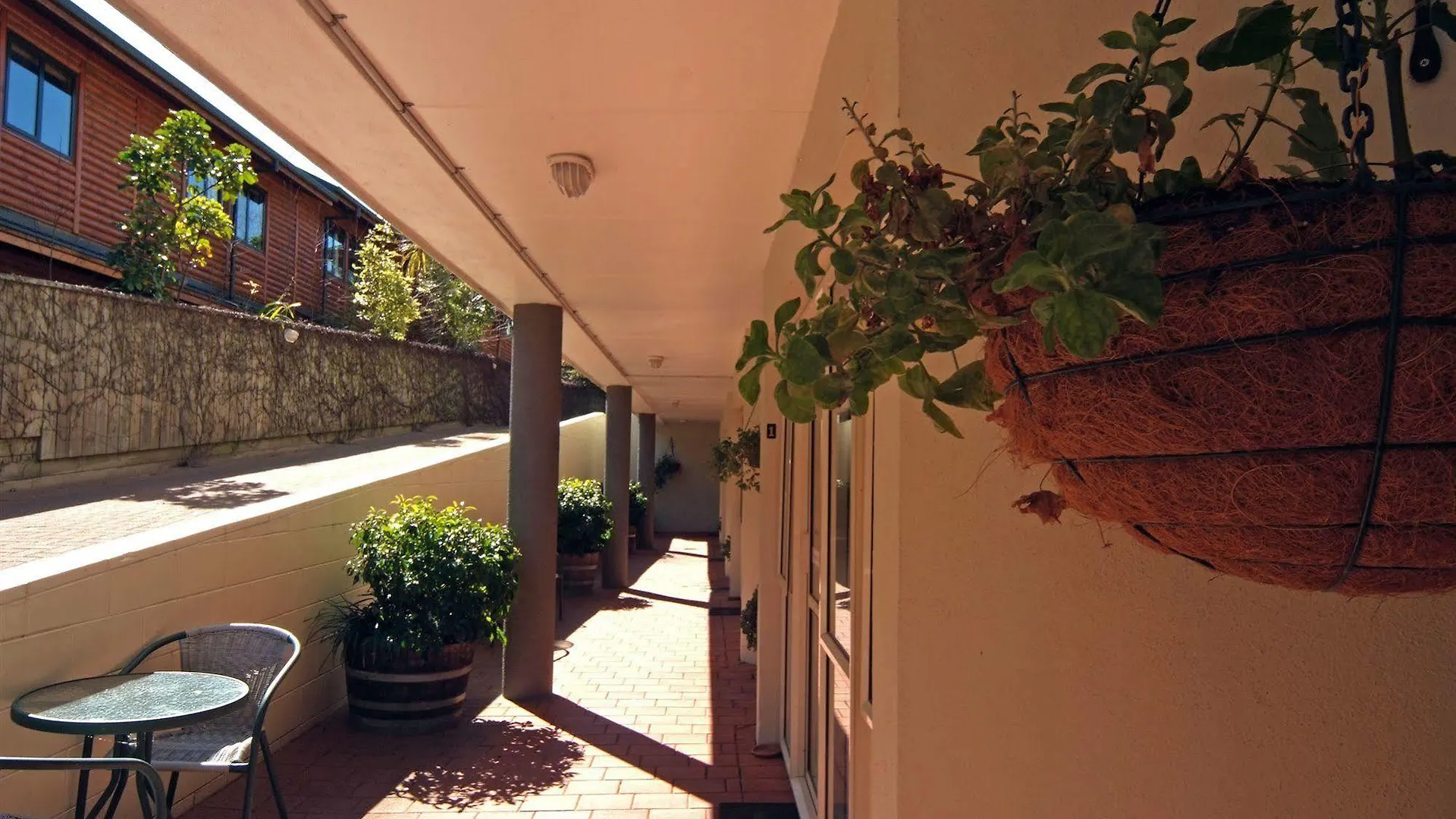 Baycourt Lakefront Motel Taupo